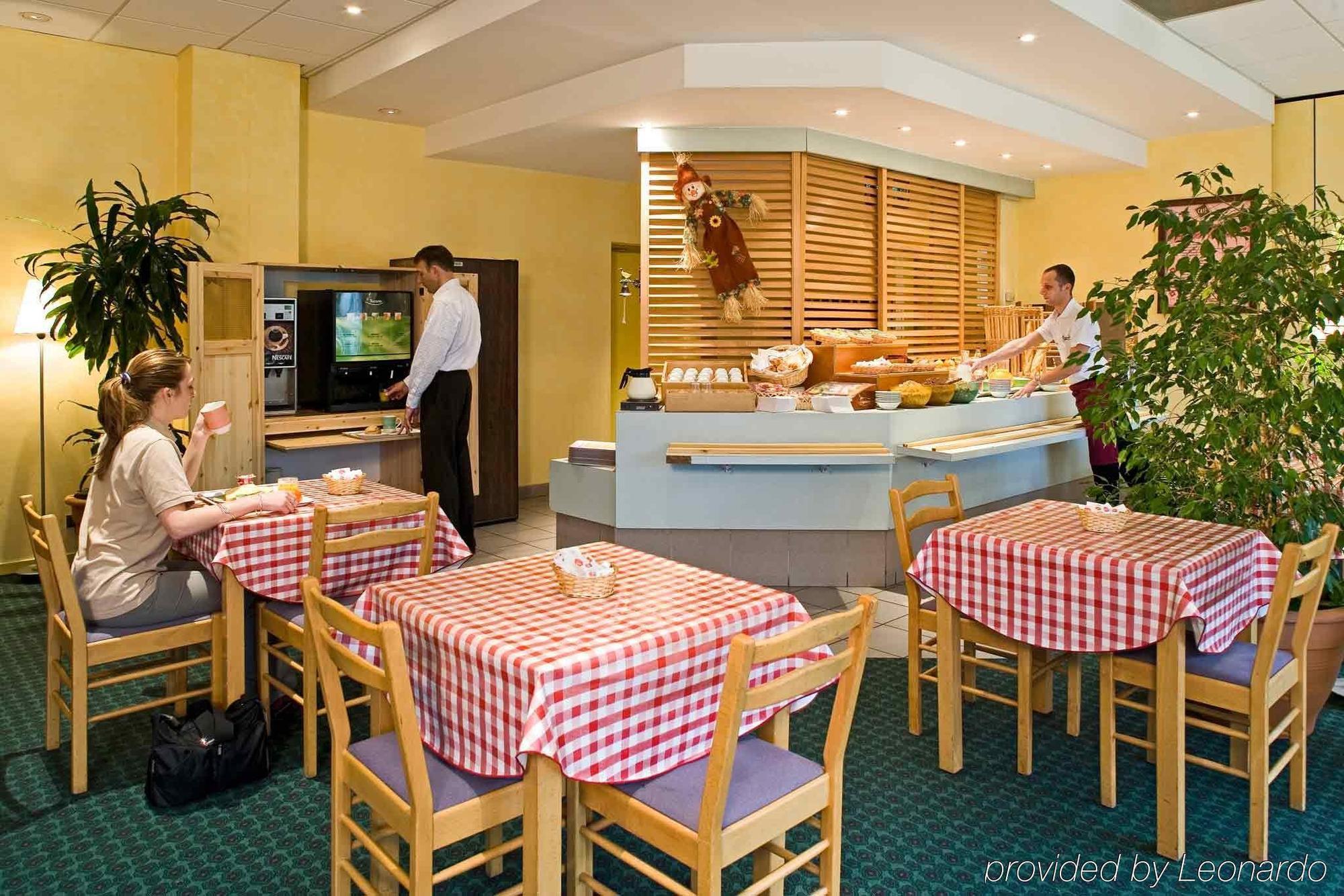 ไอบิส อาร์ช็อง ปอร์ต เด เฌแนฟ Hotel อาร์ฌ็องส์ ภายนอก รูปภาพ